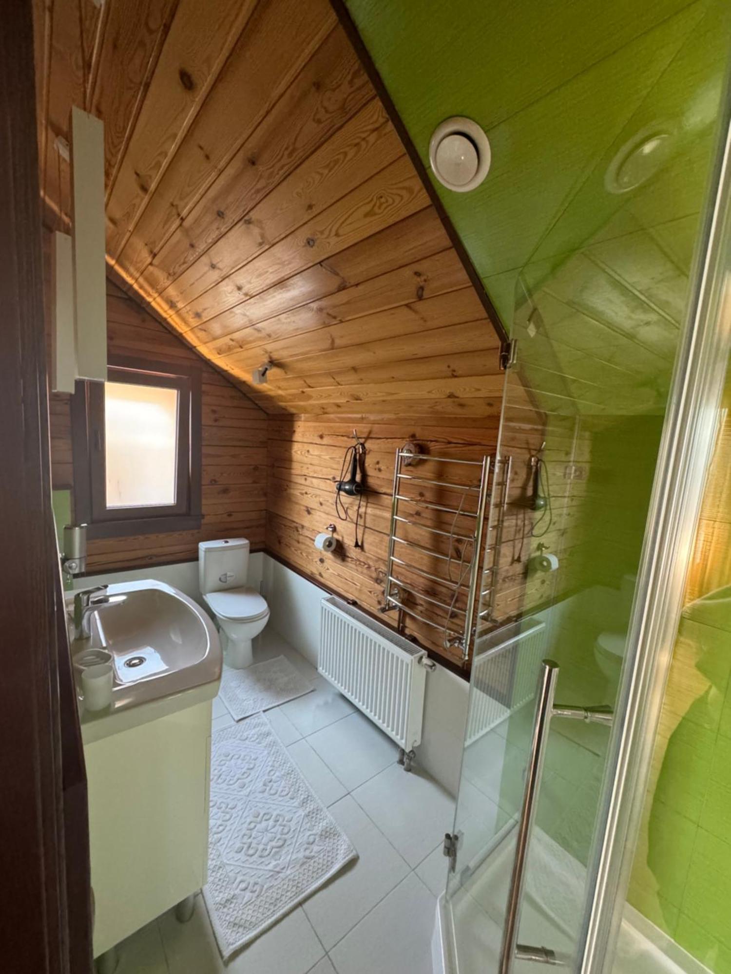 Golden Nest Yablunytsya Exterior foto