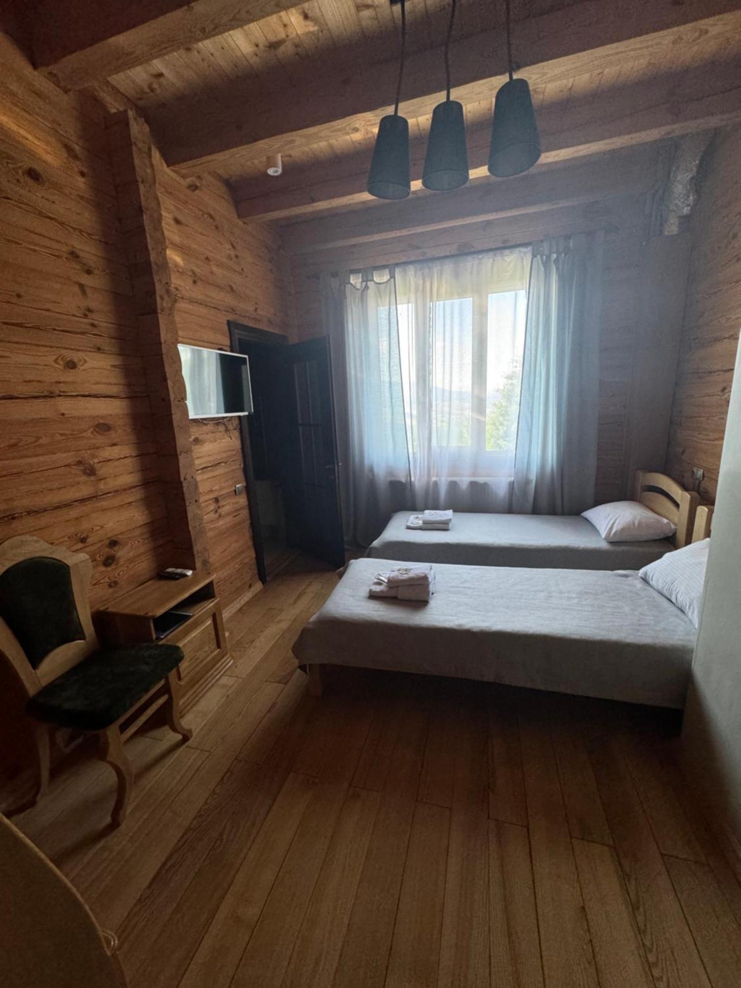 Golden Nest Yablunytsya Exterior foto